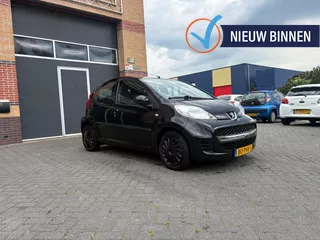 Peugeot 107 1.0-12V Millesim 200 Airco Nw APK Elek-Pakket!